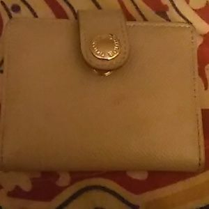 Euc beige bi fold Dooney and Burke wallet!